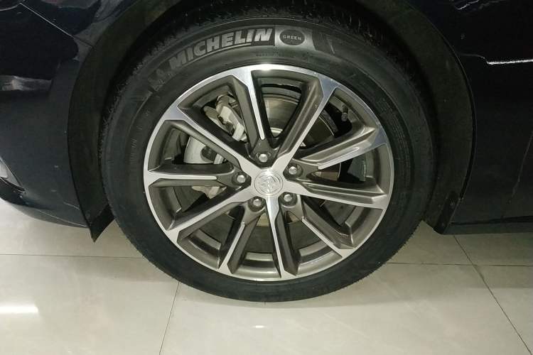 Used Buick LaCrosse 2021 652T Luxury Model
