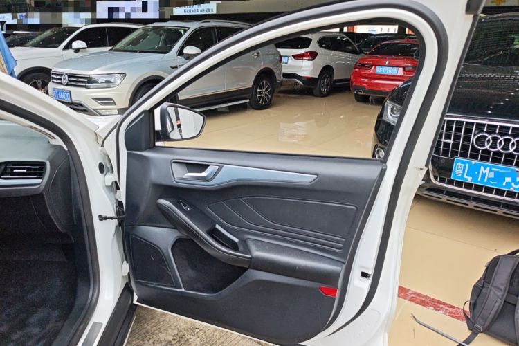 Used Ford Focus Active 2020 EcoBoost 180 Automatic Trendy Model