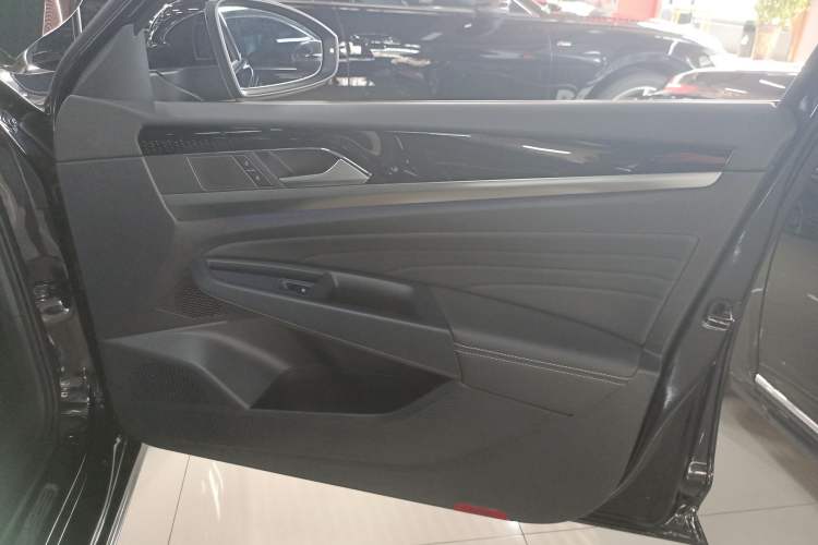 Used Volkswagen Passat 2022 330TSI Luxury Edition
