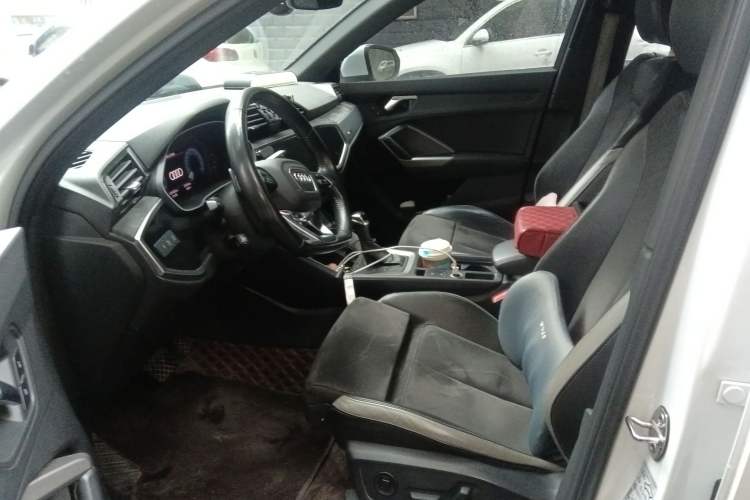 Used Audi Q3 2020 35 TFSI Fashion Dynamic Model
