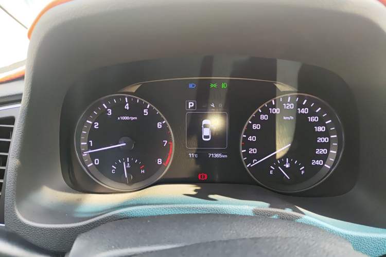 Used Hyundai Elantra 2016 1.6L Automatic ZhiXuan – Elite Version