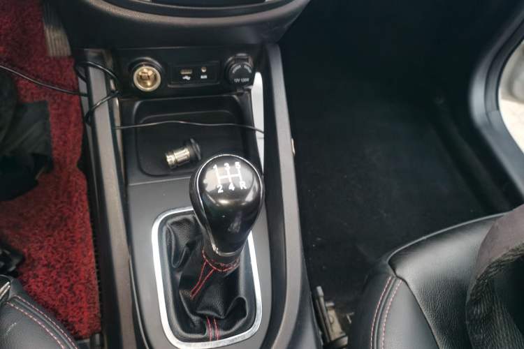 Used Changan CS35 2016 1.6L Manual Luxury Model China IV Standard
