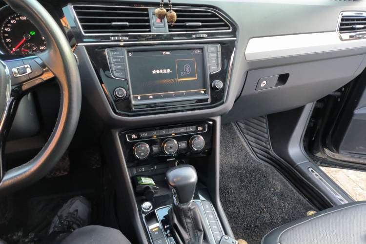 Used Volkswagen Tiguan L 2017 330TSI Automatic Two-Wheel Drive Flagship Edition
