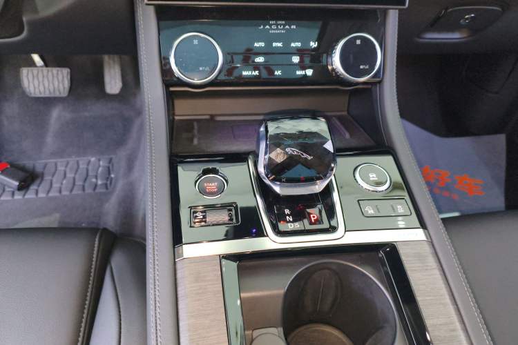 Used Jaguar XFL 2021 XFL 2.0T P200 Two-Wheel-Drive Elite Luxury Edition
