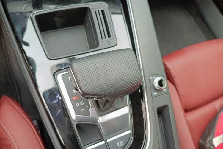 Used Audi A4L 2024 40 TFSI Luxury Dynamic Edition