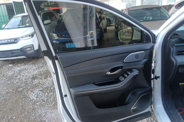 Used Jetour X90 PRO 2024 2.0T DCT Ultimate 7-Seater
