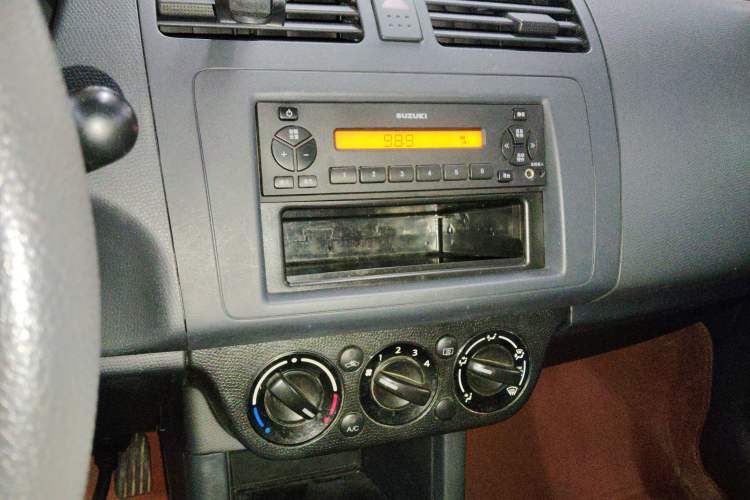 Used Suzuki Swift 2014 1.3L Manual Standard Edition