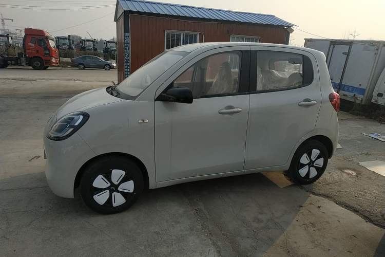Used Wuling Hongguang MINIEV 2025 Four-Door Version Advanced Edition

