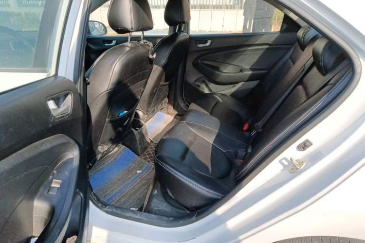 Used Hyundai Verna (older generation) 2017 1.4L Manual Refreshed Version China V Standard