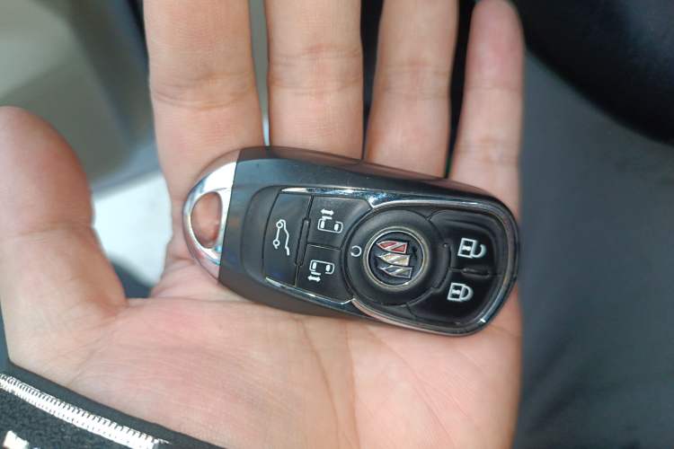 Used Buick GL8 2022 ES Land Cruiser 653T Luxury Model