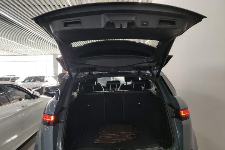 Used Land Rover Range Rover Evoque 2020 249 PS R-DYNAMIC SE Sport Technology Edition
