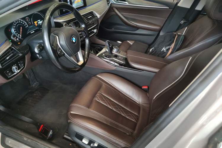 Used BMW 5 Series 2018 530Li Leading Edition Luxury Package