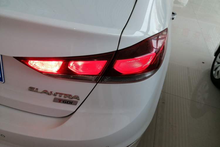 Used Hyundai Elantra 2018 1.4T Dual-Clutch Xuan Dong · Dynamic Edition
