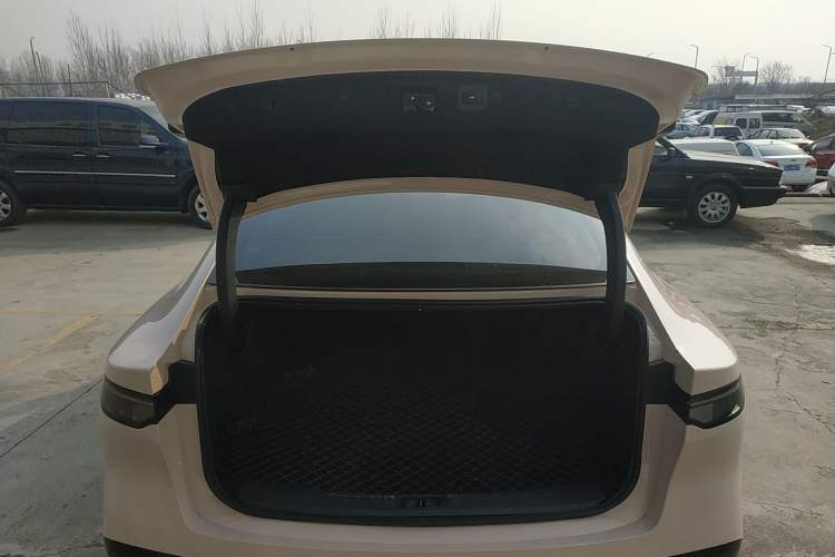 Used Nissan N7 2025 625 Max
