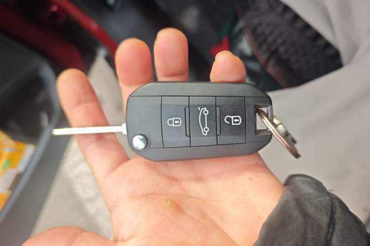 Used Peugeot 2008 2014 1.6L Automatic Trend Edition