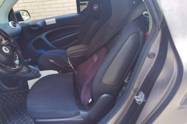 Used  fortwo 2018 1.0L 52kW Hardtop Dynamic Version China V
