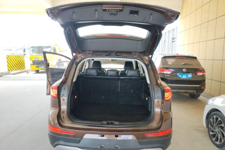 Used HYOSOW S6 2016 1.5T Manual Leading Model
