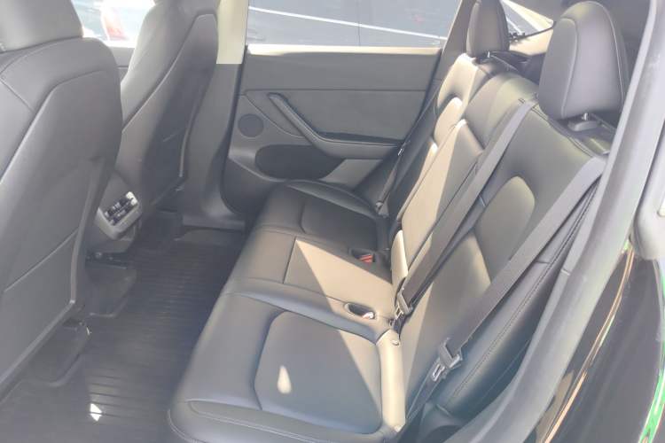 Used Tesla Model Y 2022 Rear-Wheel-Drive Version
