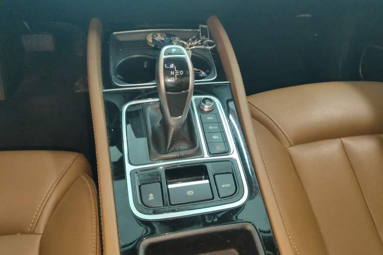 Used BYD Song MAX 2019 1.5T Automatic Smart Connect Ruiyi Model 6-Seater China V Standard
