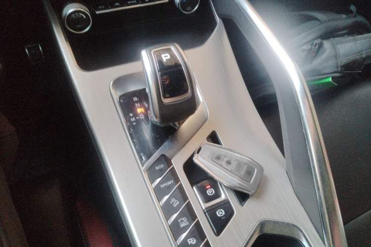 Used Geely Auto Coolray 2019 Sport Version 260T DCT Battle China VI Standard
