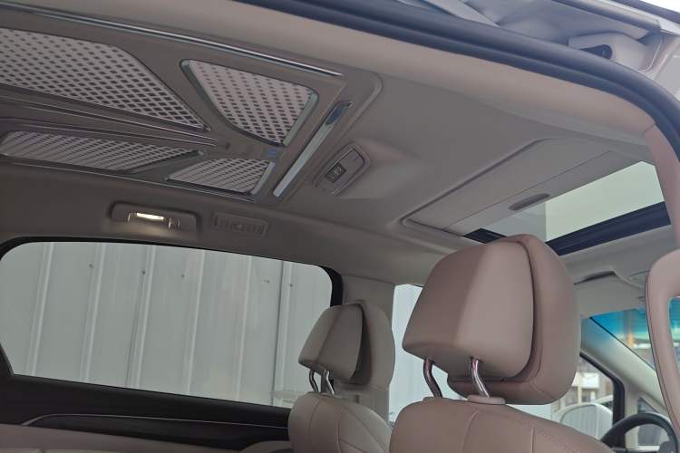 Used Buick GL8 2022 ES Landtrek 653T Comfort Edition
