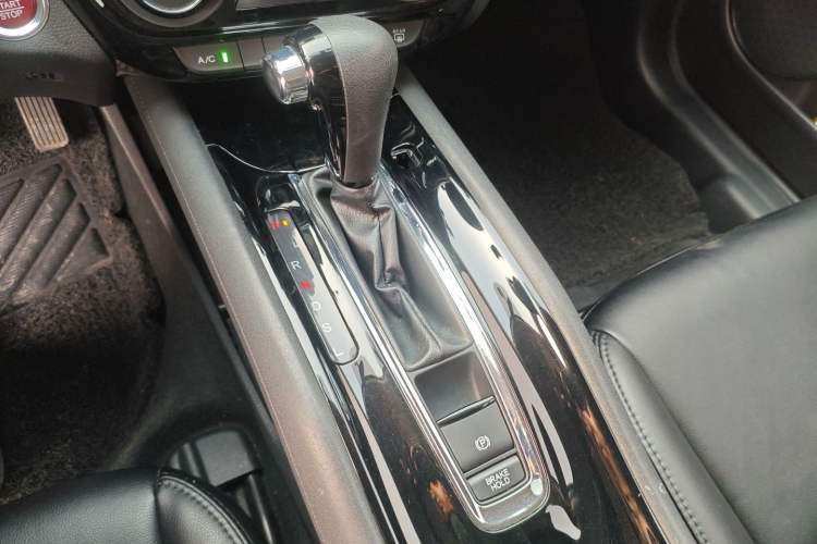 Used Honda Vezel 2017 1.5L CVT 2WD Comfort Model