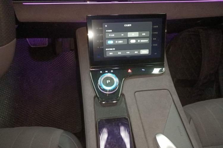 Used VOYAH PASSION 2023 Four-Wheel Drive Flagship Edition
