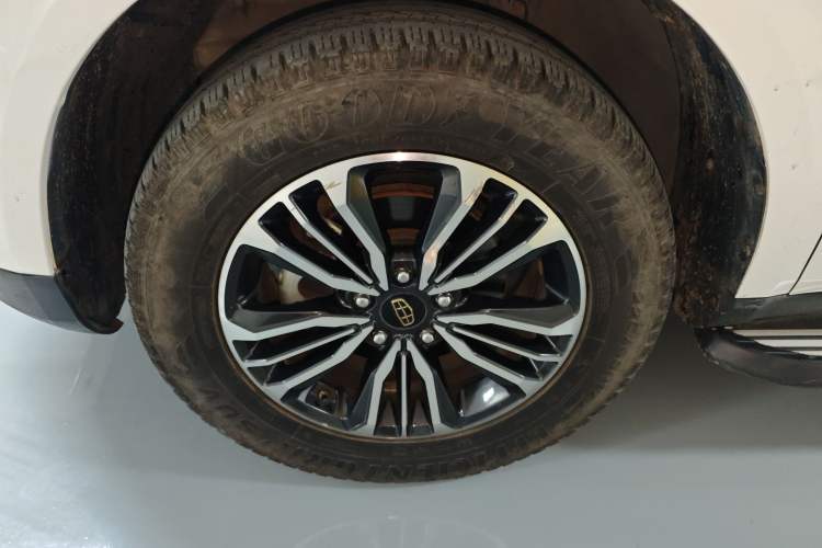 Used Geely Auto Vision X6 2016 1.8L Manual Luxury Model