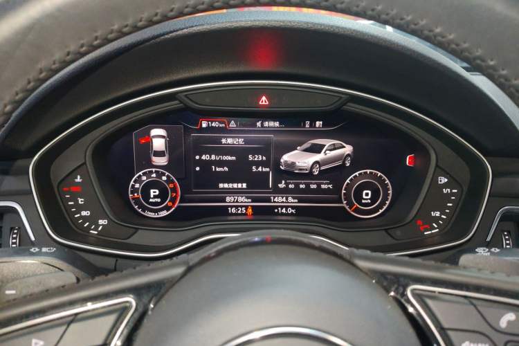 Used Audi A4L 2018 30th Anniversary Edition 40 TFSI Fashion Model
