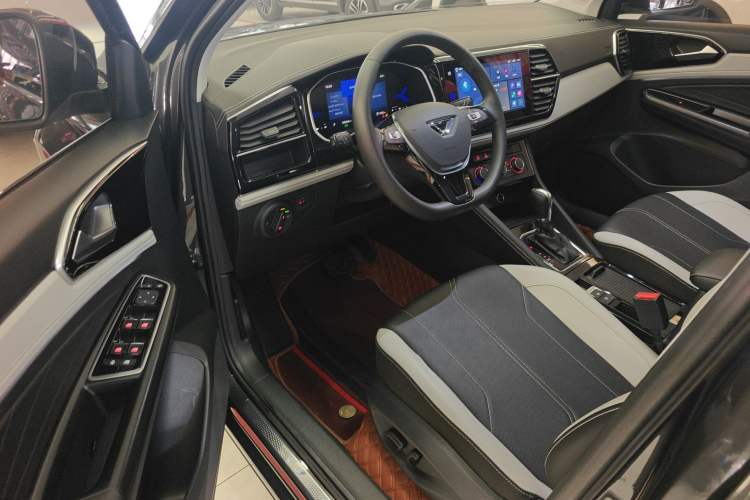 Used Jetta VS7 2024 280TSI Automatic Glory Edition
