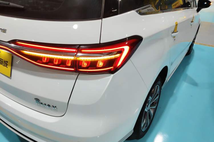 Used BYD Song MAX 2021 Upgraded Model 1.5T Automatic Luxury 7-Seater
