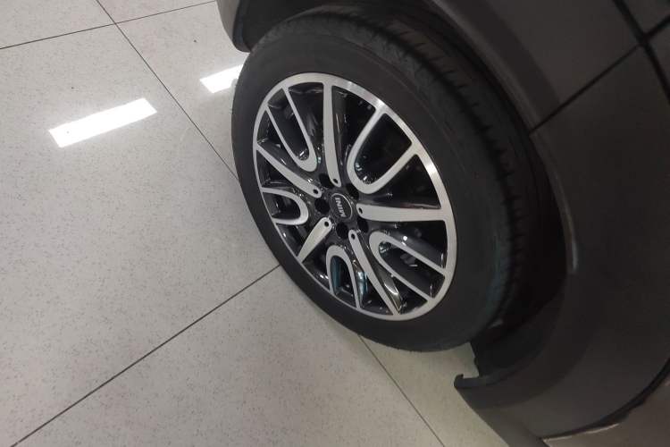 Used  Countryman 2017 2.0T COOPER S ALL4 for car enthusiasts
