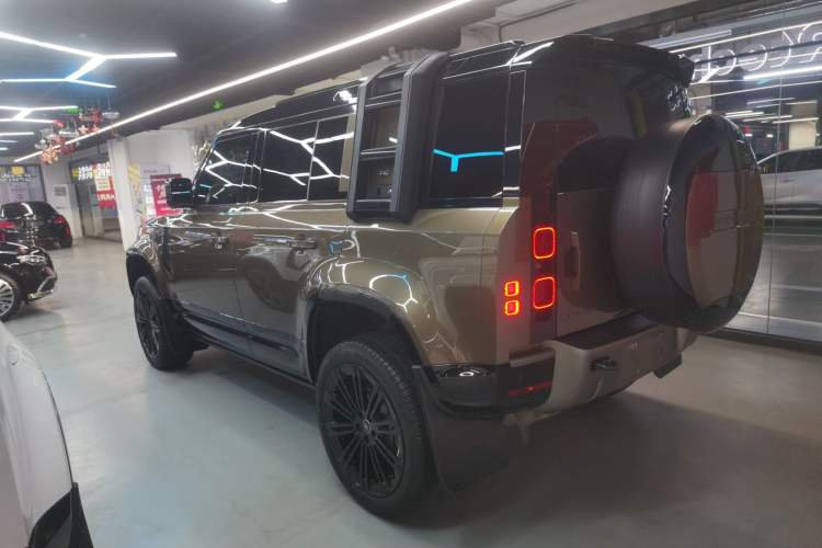 Used Land Rover Defender 2024 110 3.0T P400 X-DYNAMIC HSE
