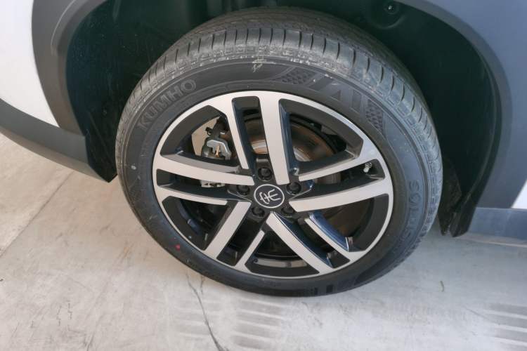 Used BYD Song L DM-i 2024 112 km Leading Edition
