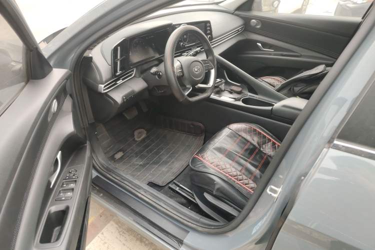 Used Hyundai Elantra 2021 1.5L CVT GLX Elite Edition
