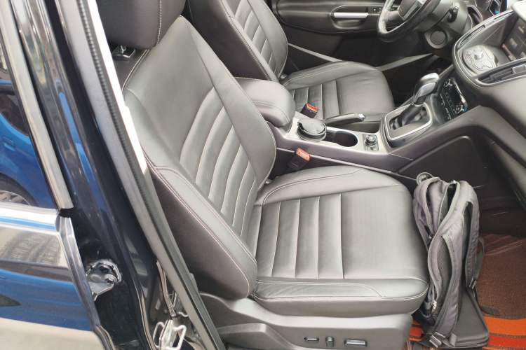 Used Ford Kuga 2013 2.0L GTDi Four-Wheel-Drive Elite Model