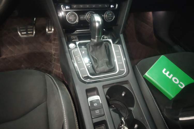 Used Volkswagen FAW-Volkswagen CC 2019 330TSI Huayan Edition China VI
