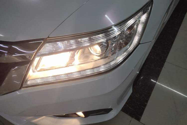 Used Honda Crider 2015 1.8L Automatic Luxury Edition
