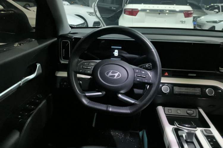 Used Hyundai ix35 2023 Musso 2.0L Deluxe Edition DLX