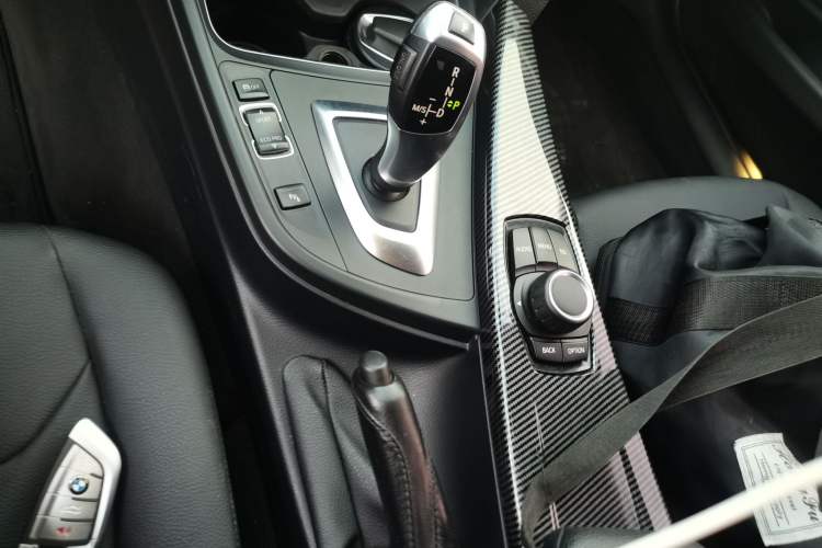 Used BMW 3 Series 2017 320Li Fashion Model
