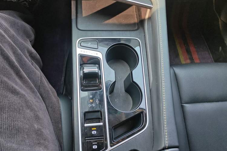 Used Bestune B70 2024 Fourth Generation 2.0T Lingyu Version
