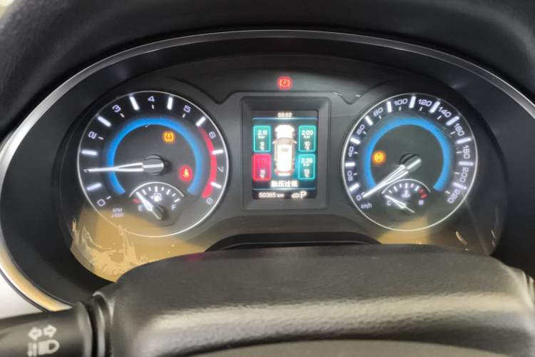 Used Haval H2 2018 Blue-Label 1.5T Dual-Clutch Two-Wheel-Drive Luxury Model