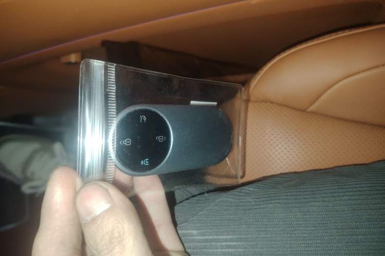 Used Hima AITO M9 2024 Range-Extended Ultra Version 42 kWh 6-Seater Model