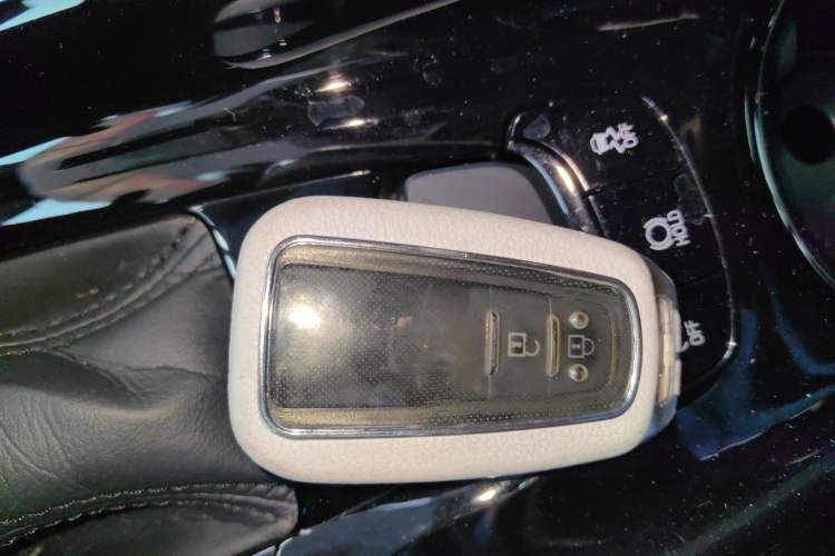 Used Toyota C-HR 2021 2.0L Luxury Edition
