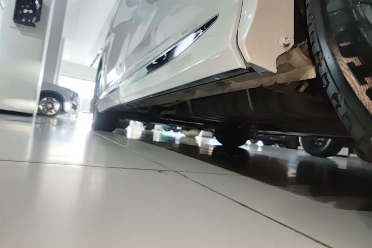 Used Toyota Vellfire 2020 Dual-Engine 2.5L Black Gold Limited Edition
