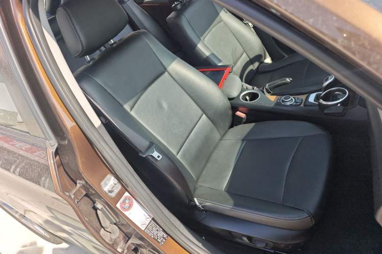 Used BMW X1 2014 sDrive18i Fashion Model
