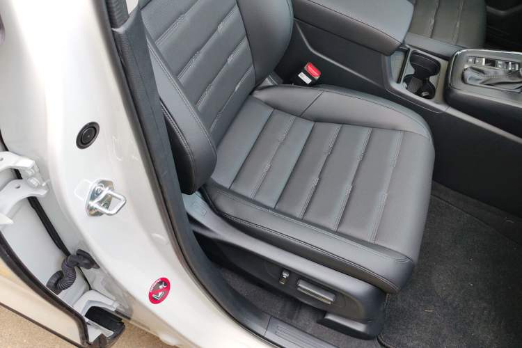 Used Honda CR-V 2026 Global 30th Anniversary Model 240TURBO Two-Wheel-Drive Fashion 5-Seater Edition