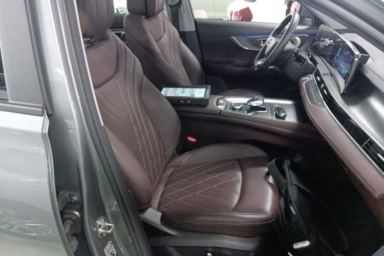 Used Chery Tiggo 8 PLUS 2024 Champion Edition 390TGDI DCT Bold Version 7-Seater