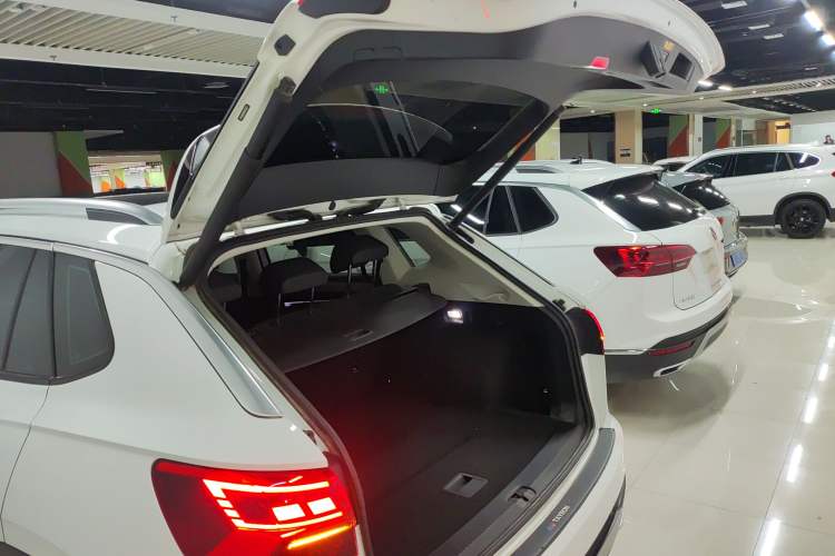 Used Volkswagen Tayron 2022 280TSI Two-Wheel Drive Luxury Smart Connectivity Version