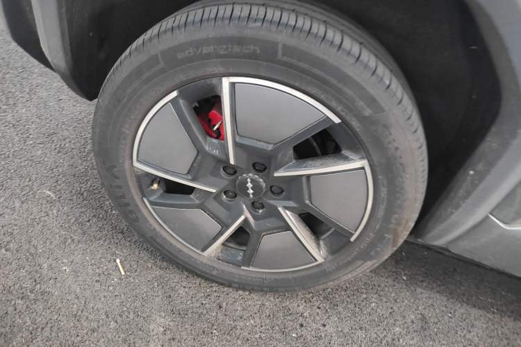 Used  Titanium 3 2025 501KM All-Wheel Drive Intelligent Driving Ultra Version
